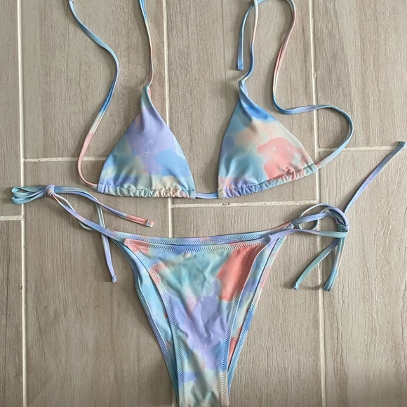 SALE 3 Full bathing suits sets of your choosing. - Picture 2 of 4